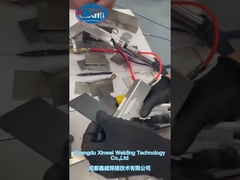 लेजर वेल्डर के साथ धातु शीट काटना