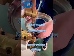 स्थिर स्पॉट वेल्डर के साथ स्टेनलेस स्टील वर्कपीस वेल्डिंग