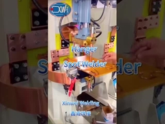 स्पॉट वेल्डिंग मशीन के साथ वेल्डिंग हैंगर